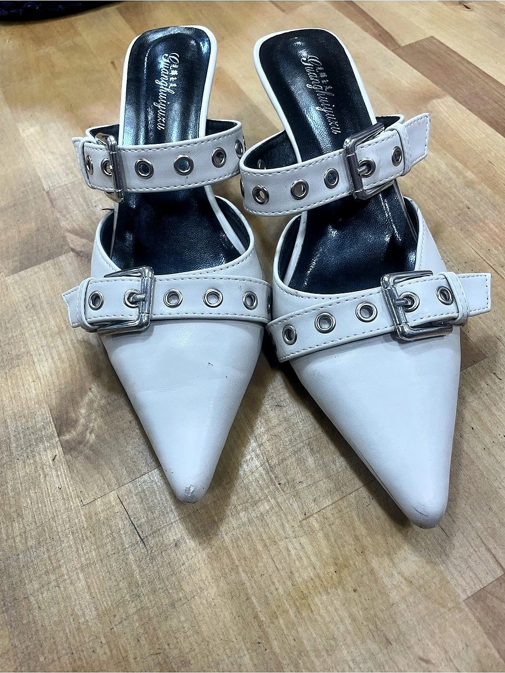 White Pointed-Toe Buckle Mules